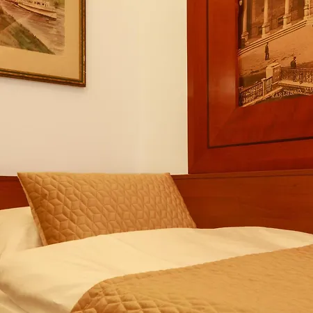 Hotel Golden Lamb Karlovy Vary
